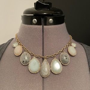 Loft natural stone statement necklace